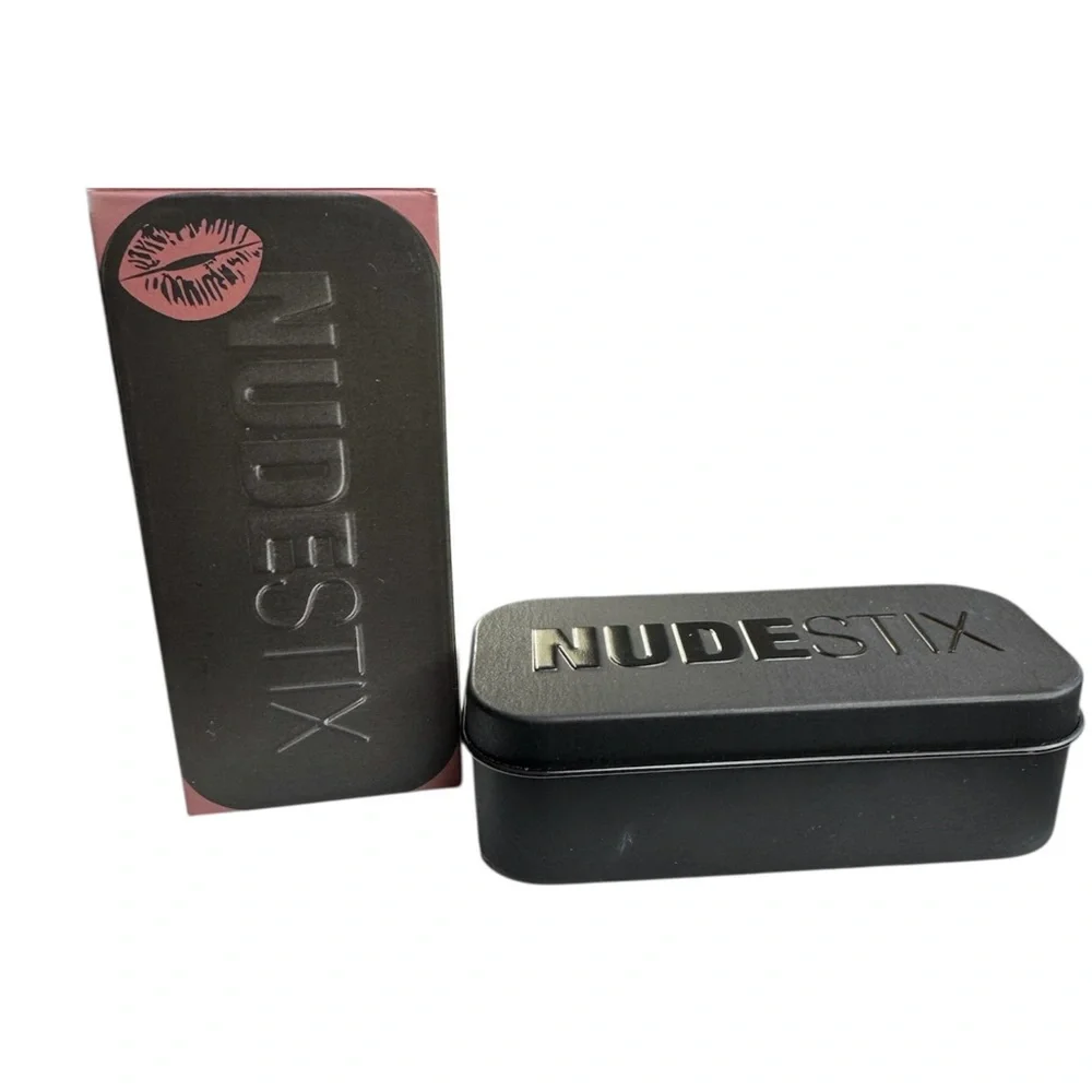 Nudestix Lip and Cheek Pencil Nude Matte